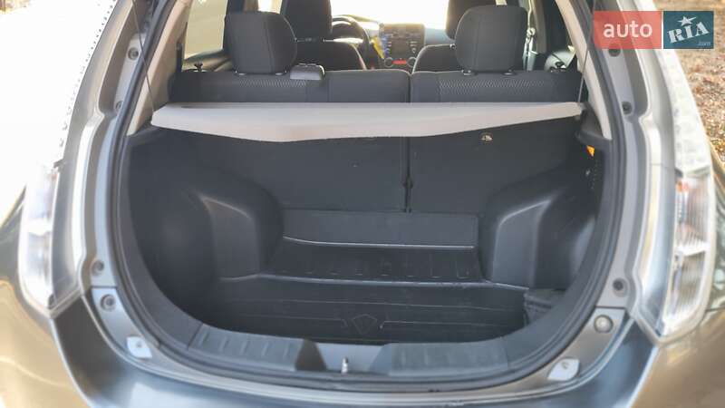 Хэтчбек Nissan Leaf 2014 в Сумах