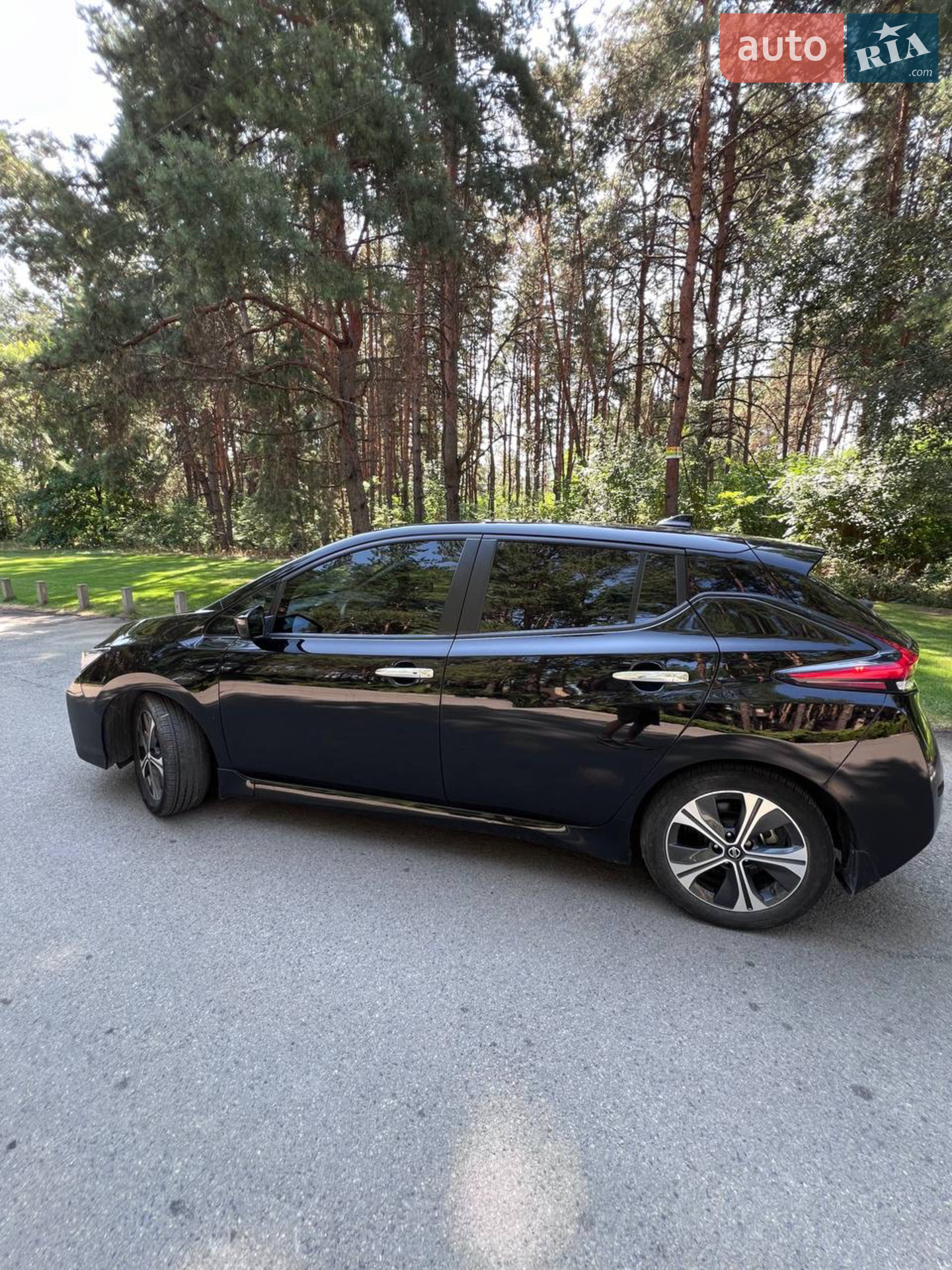 2020 Nissan Leaf - мініатюра 11