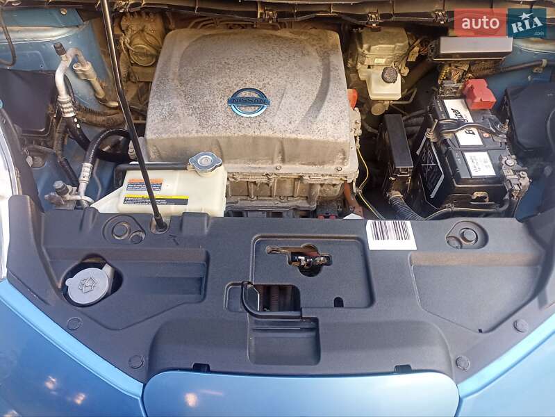 Хэтчбек Nissan Leaf 2014 в Коростене фото 16 Хэтчбек Nissan Leaf 2014 в Коростене