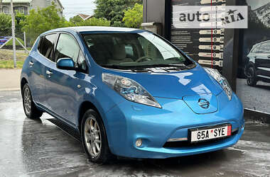 Хетчбек Nissan Leaf 2011 в Ужгороді