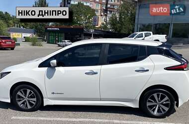 Хэтчбек Nissan Leaf 2020 в Днепре