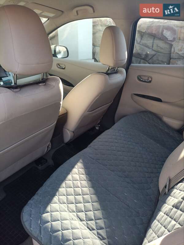 Хэтчбек Nissan Leaf 2012 в Тернополе фото 4 Хэтчбек Nissan Leaf 2012 в Тернополе