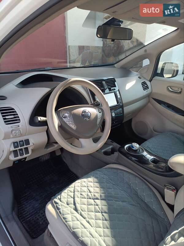 Хэтчбек Nissan Leaf 2012 в Тернополе фото 5 Хэтчбек Nissan Leaf 2012 в Тернополе