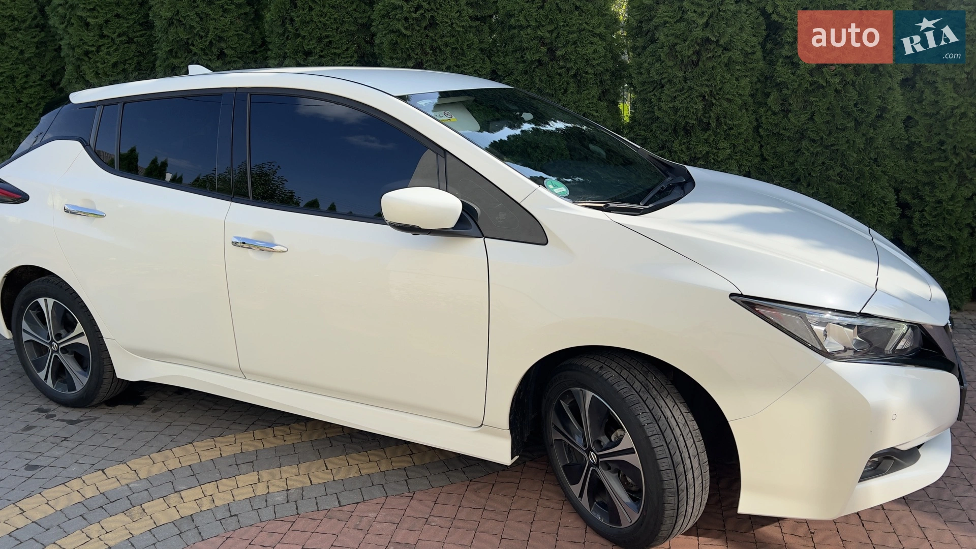 2020 Nissan Leaf - мініатюра 3