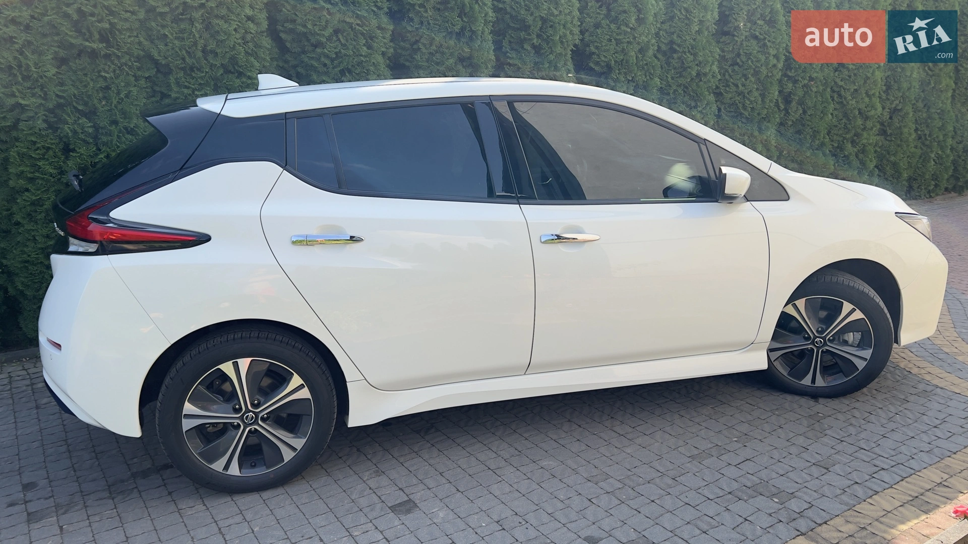 2020 Nissan Leaf - мініатюра 5
