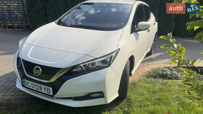 Хетчбек Nissan Leaf 2020 в Мостиській