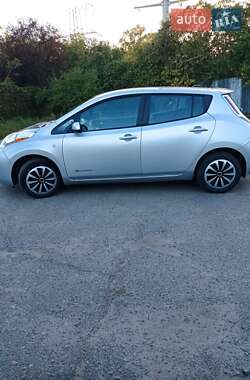 Хетчбек Nissan Leaf 2013 в Києві
