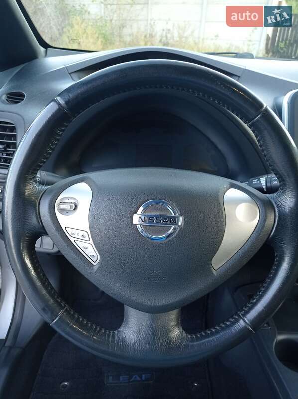 Хэтчбек Nissan Leaf 2013 в Киеве фото 9 Хэтчбек Nissan Leaf 2013 в Киеве