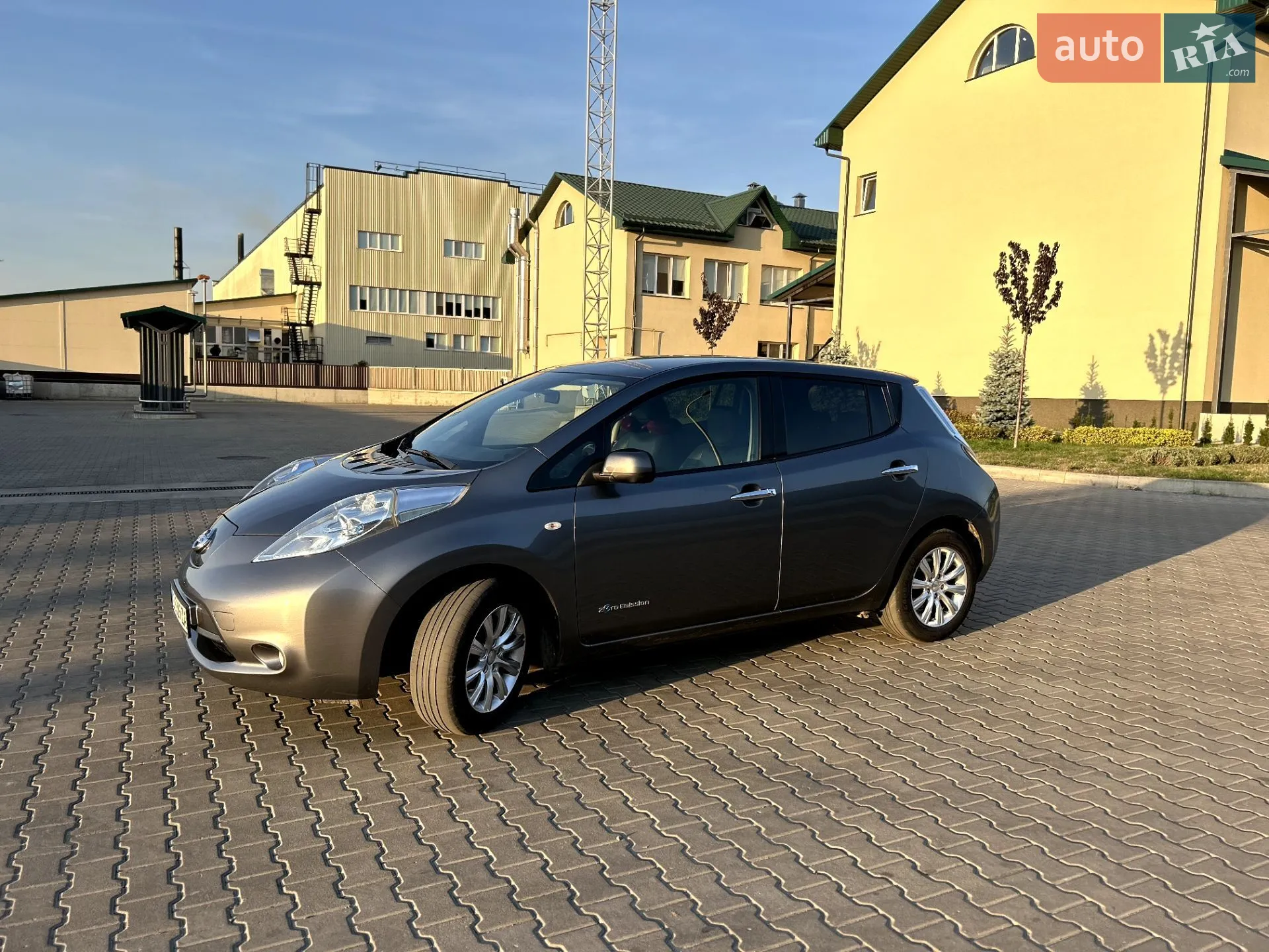 2014 Nissan Leaf - мініатюра 5