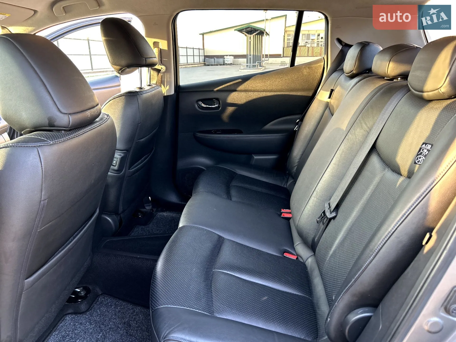 2014 Nissan Leaf - мініатюра 51