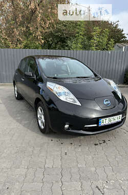 Хетчбек Nissan Leaf 2013 в Івано-Франківську