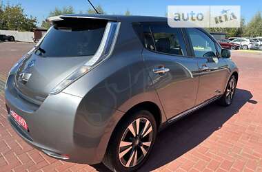 Хетчбек Nissan Leaf 2015 в Рівному