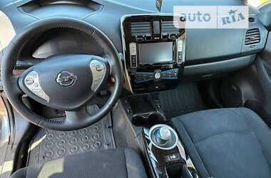 Хэтчбек Nissan Leaf 2015 в Ровно