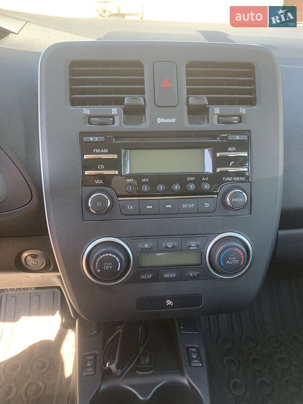 Хетчбек Nissan Leaf 2013 в Вінниці
