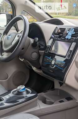 Хетчбек Nissan Leaf 2011 в Львові