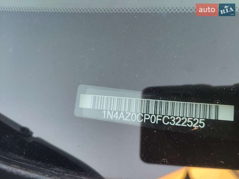 Хэтчбек Nissan Leaf 2015 в Шумске