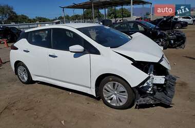 Хетчбек Nissan Leaf 2022 в 