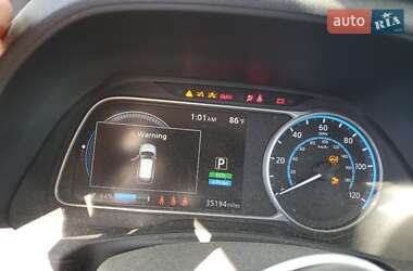 Хетчбек Nissan Leaf 2022 в 