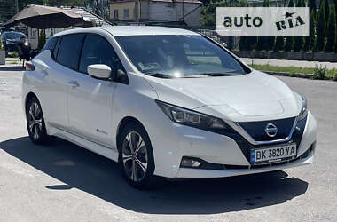 Хэтчбек Nissan Leaf 2019 в Ровно