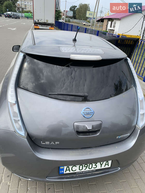 Хетчбек Nissan Leaf 2013 в Ковелі