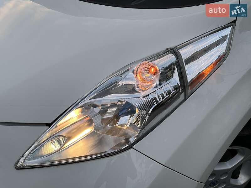 Хэтчбек Nissan Leaf 2013 в Виннице