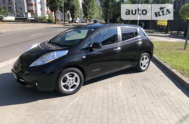 Хетчбек Nissan Leaf 2014 в Кременчуці