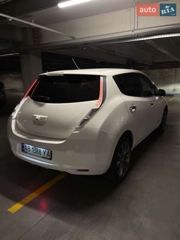 Хетчбек Nissan Leaf 2014 в Вінниці