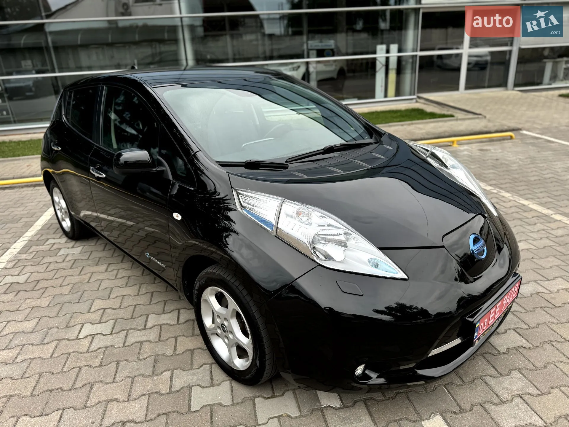 2017 Nissan Leaf - мініатюра 32