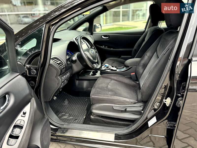 Хэтчбек Nissan Leaf 2017 в Дубровице фото 39 Хэтчбек Nissan Leaf 2017 в Дубровице