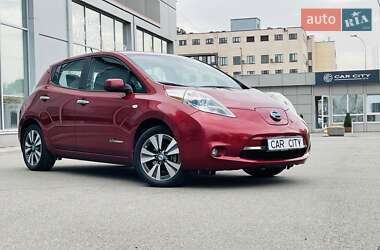 Хетчбек Nissan Leaf 2014 в Києві