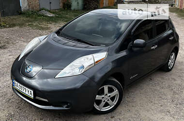 Хетчбек Nissan Leaf 2013 в Олександрії