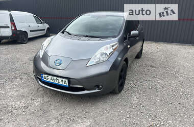 Хэтчбек Nissan Leaf 2014 в Днепре