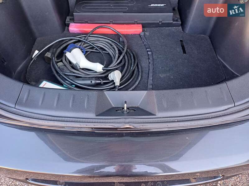 Хетчбек Nissan Leaf 2016 в Черкасах фото 7 Хетчбек Nissan Leaf 2016 в Черкасах