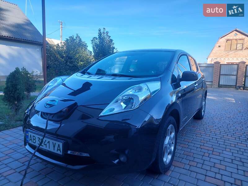 Хетчбек Nissan Leaf 2014 в Вінниці