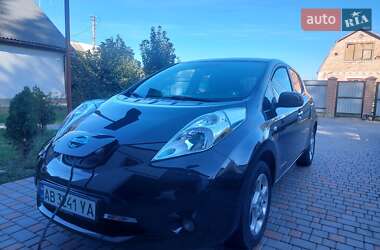 Хетчбек Nissan Leaf 2014 в 