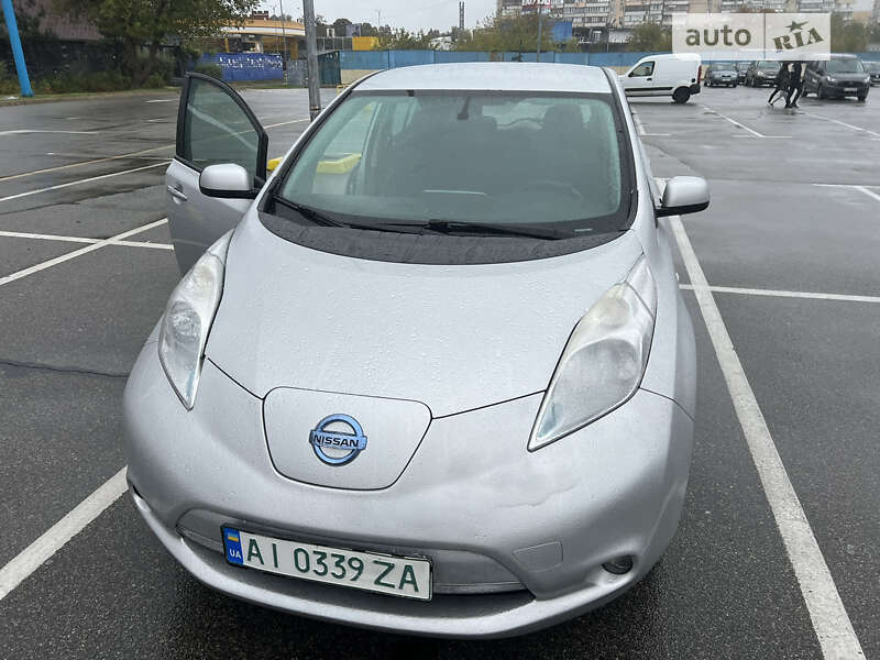 Nissan Leaf 2014