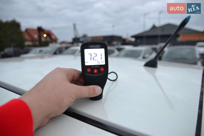 Хэтчбек Nissan Leaf 2013 в Луцке