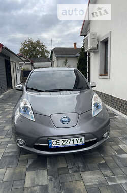 Хетчбек Nissan Leaf 2014 в Кіцмані