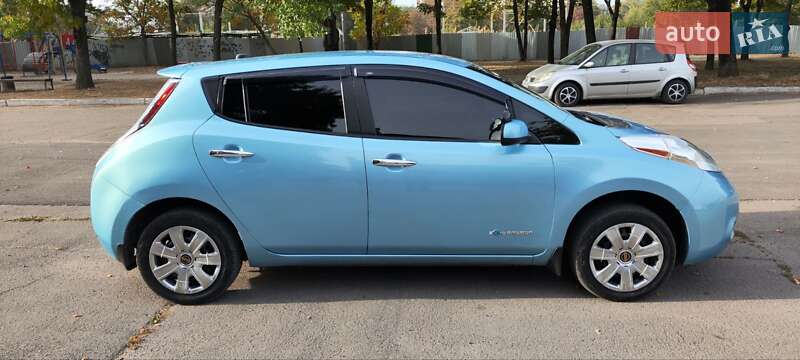 Nissan Leaf 2015