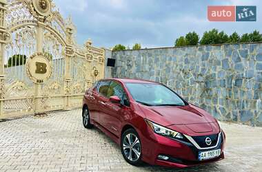 Хэтчбек Nissan Leaf 2018 в Киеве