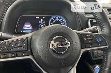 Хетчбек Nissan Leaf 2018 в Львові