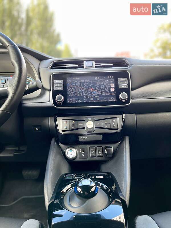 Хетчбек Nissan Leaf 2019 в Києві