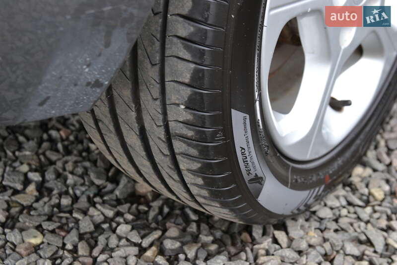 Хэтчбек Nissan Leaf 2016 в Луцке фото 42 Хэтчбек Nissan Leaf 2016 в Луцке