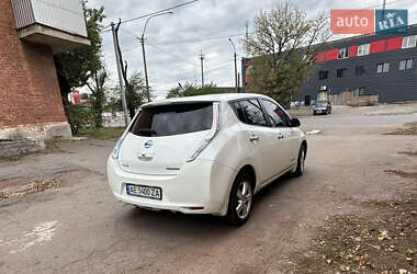 Хэтчбек Nissan Leaf 2014 в Кривом Роге