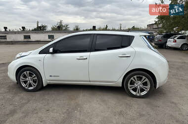 Хэтчбек Nissan Leaf 2014 в Кривом Роге