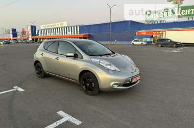 Хетчбек Nissan Leaf 2015 в Луцьку