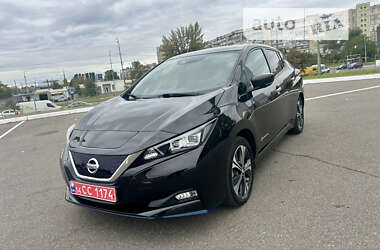 Хэтчбек Nissan Leaf 2019 в Киеве