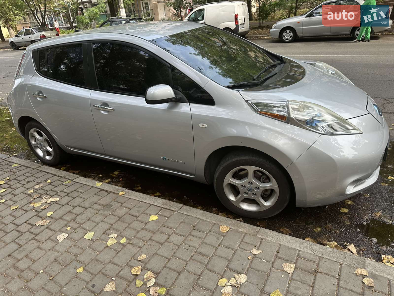 2011 Nissan Leaf - мініатюра 16