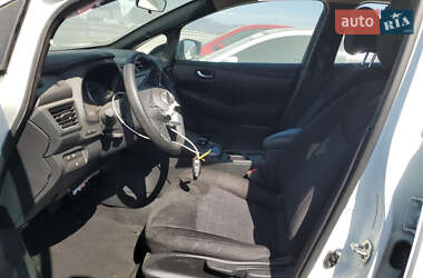 Хетчбек Nissan Leaf 2022 в 