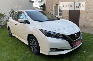 Хетчбек Nissan Leaf 2019 в Києві